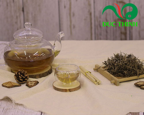 Nước sắc từ cây lưỡi rắn