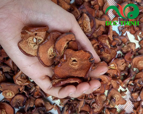 Đặc điểm của lá sen khô và táo mèo