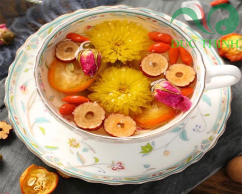 cách sử dụng táo đỏ để chữa bệnh