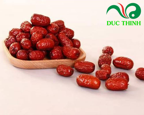 Giá táo đỏ bao nhiêu 1kg?